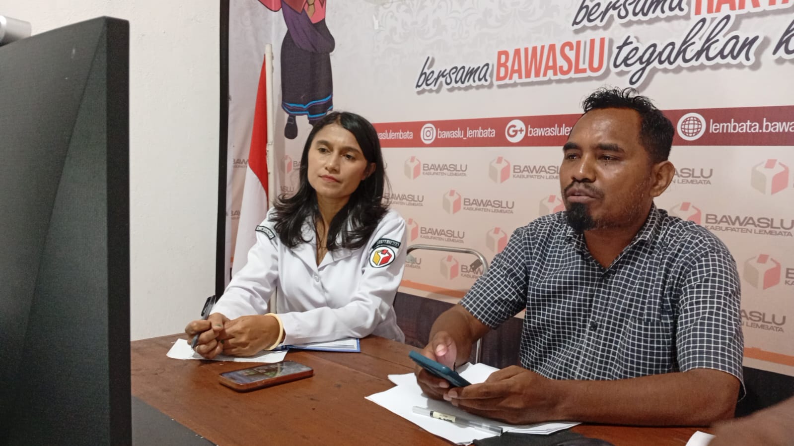 Anggota Bawaslu Lembata "Fasilitator Diskusi Daring"