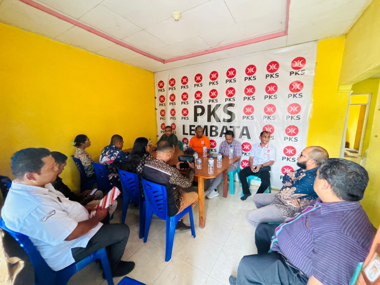 Bawaslu Lembata Visitasi Ke Partai PKS bersama KPU Lembata