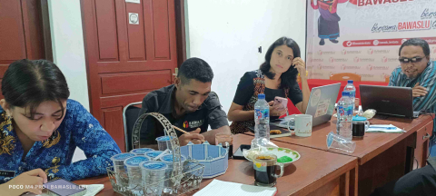 Bawaslu Lembata Internalisasi PPID