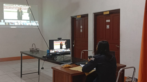 Anngota Bawaslu Lembata