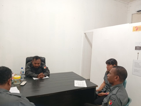 Rapat Internal Divisi HP2H