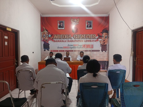 Rapat Pengelolaan Layanan Hukum