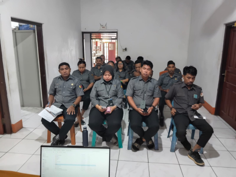 Rapat Sekretariat Bawaslu Kab. Lembata