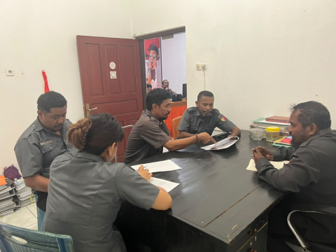 Rapat Internal Divisi HP2H