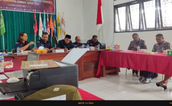 Bawaslu Lembata Awasi Pleno DPB Triwulan 1 Tahun 2026