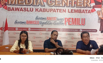 Rapat Internal Bawaslu Lembata